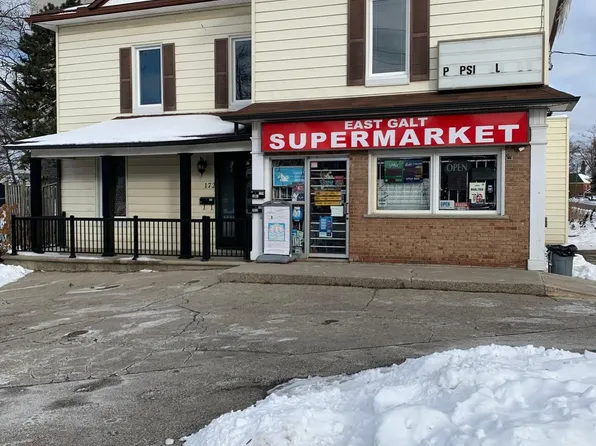 174 Main St, Cambridge, ON N1R 1W6