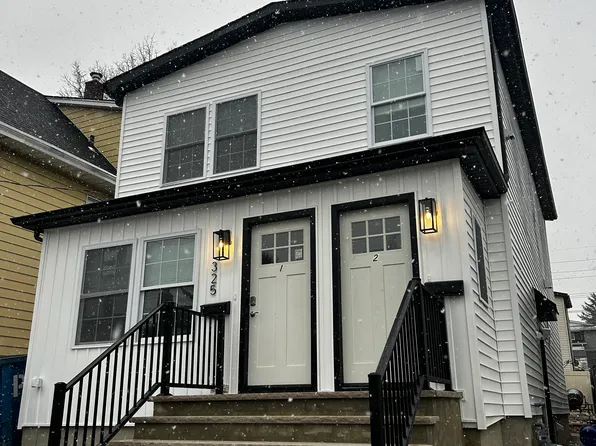 325 Laurel Pl, East Rutherford, NJ 07073