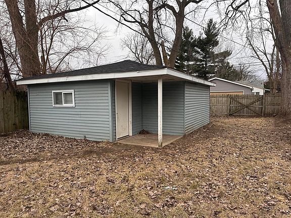3rd image of 7222 Osborn Ave