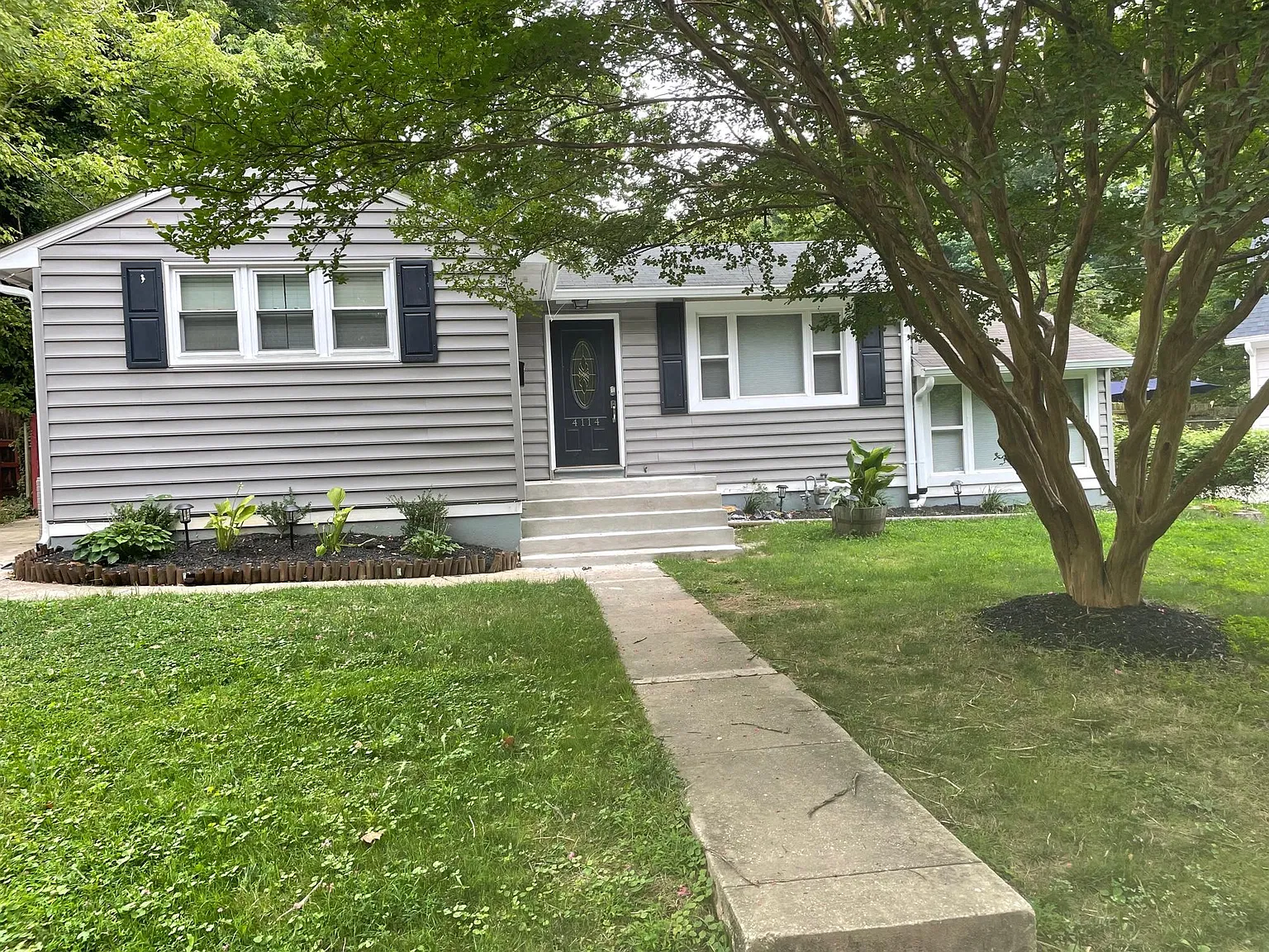 4114 Denfeld Ave — Photo 3