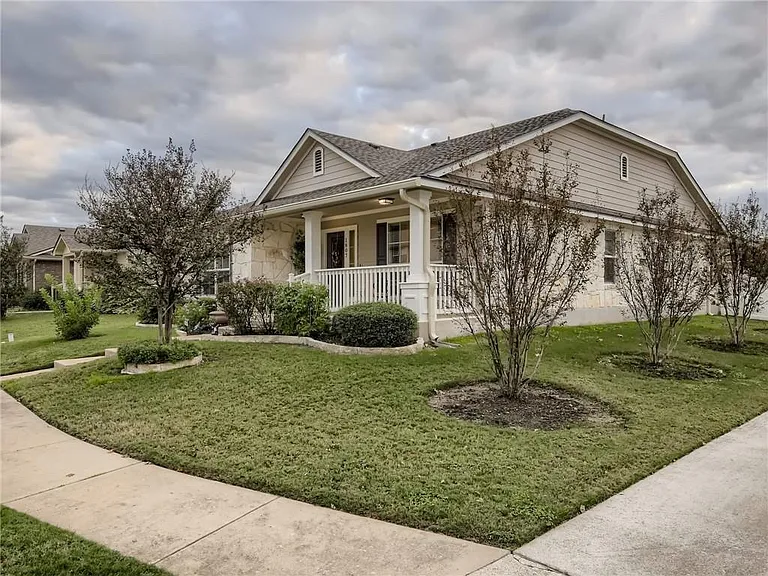 1807 Colorado Bend Dr — Photo 3