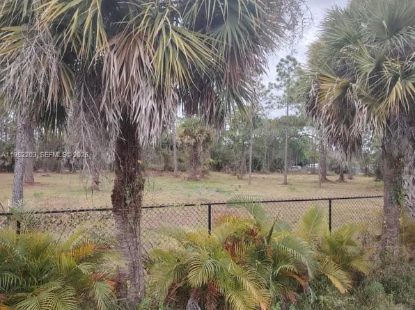 615-621 Hunting Club Ave, Clewiston, FL 33440