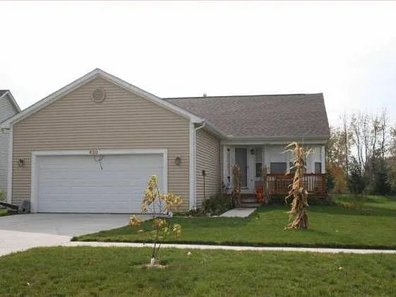 420 Andrea Ave photo 1