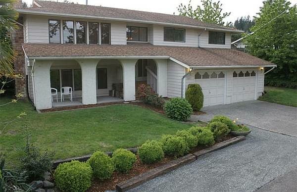 1st image of 2657 W Lake Sammamish Pkwy SE