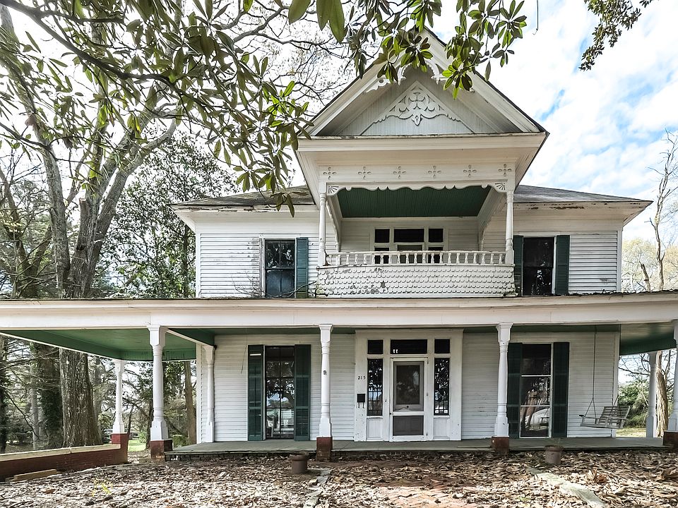 1st image of 215 West Ave