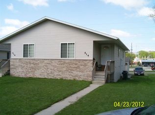 528 Dundee Ave, Waterloo, IA 50701