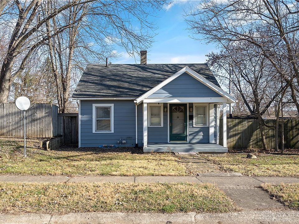 1st image of 1544 Flesher Ave