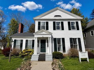 3 Sullivan St, Cazenovia, NY 13035