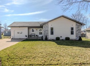 1128 Fowler Rd, Lebanon, MO 65536