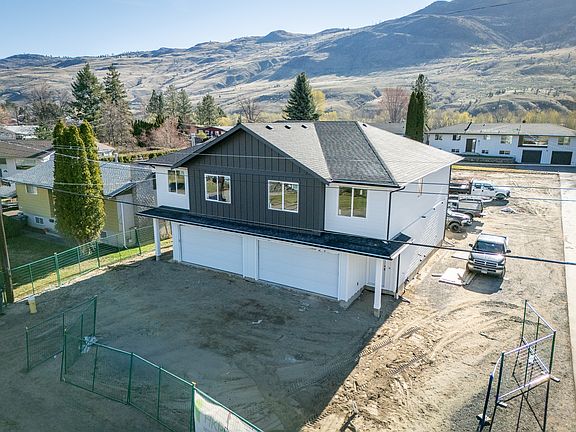 3rd image of 3279A Schubert Rd