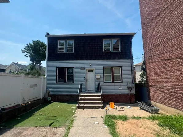 21-28 72nd Street, East Elmhurst, NY 11370