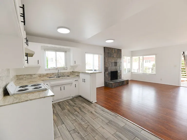 1202 Buena Vista — Photo 19