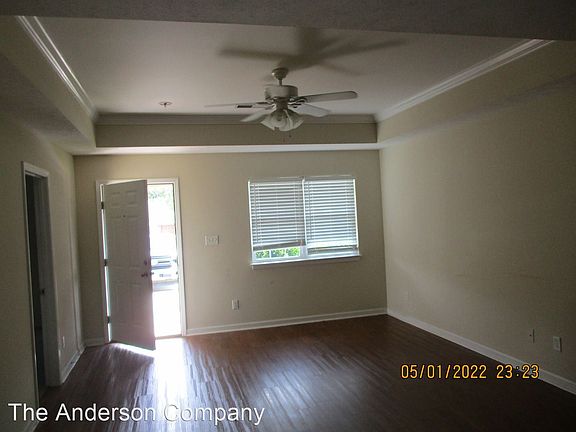 3rd image of 109B Magnolia Ave