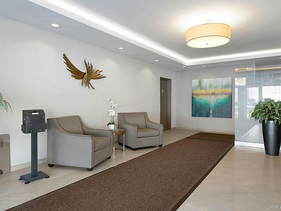 4th image of 1296 Midland Avenue #L2