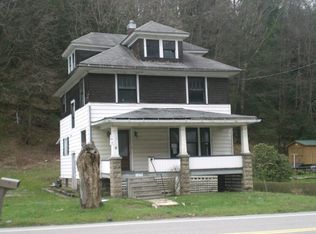 1375 Riverside Dr, Oil City, PA 16301