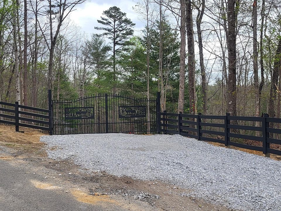 1st image of 170 Saddle Dr