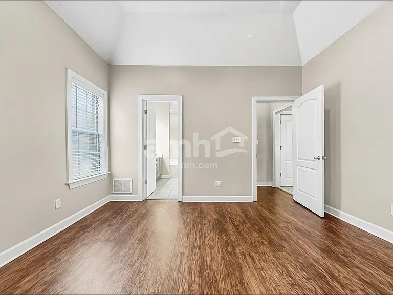 4528 Brighton Cir — Photo 10