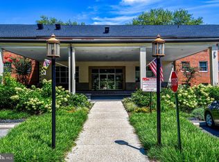 5301 Westbard Cir APT 419, Bethesda, MD 20816