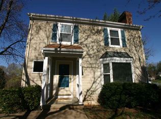 100 Chandler Ct, Charlottesville, VA 22902