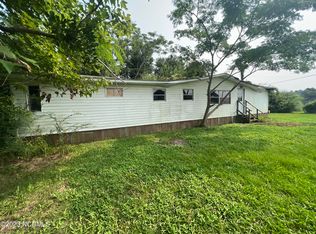 120 Harbord Dr, Midway Park, NC 28544
