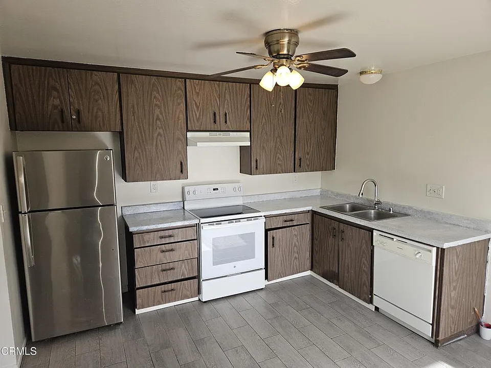 271 N Ventura Rd #293