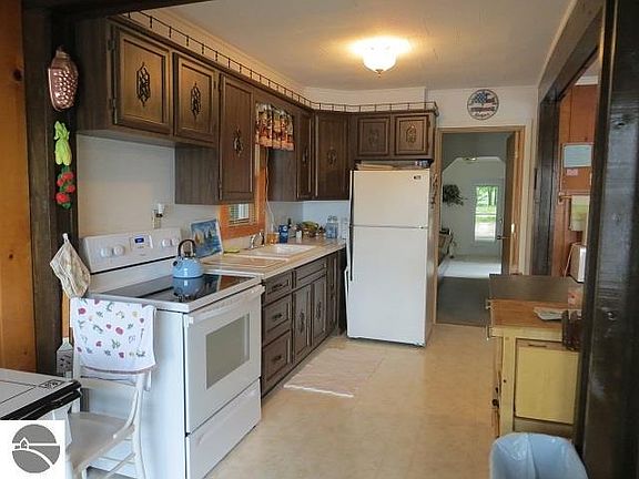 5th image of 4715 Fairlane Dr