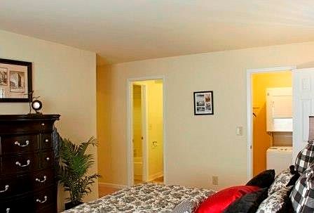 4th image of 1330 Astor Ave APT 1713