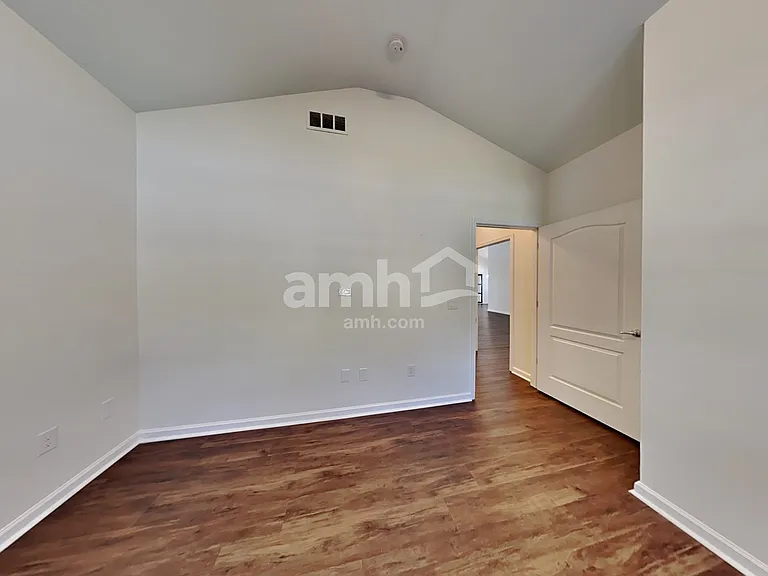 3227 Hideaway Ln — Photo 13