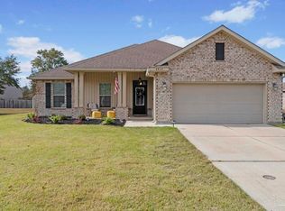 4860 Spears St, Pace, FL 32571