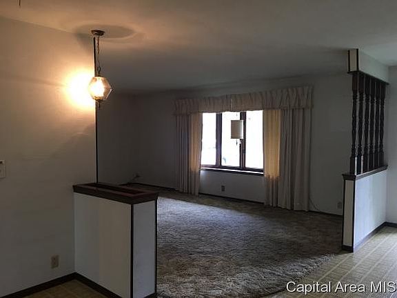5th image of 301 W Washington St