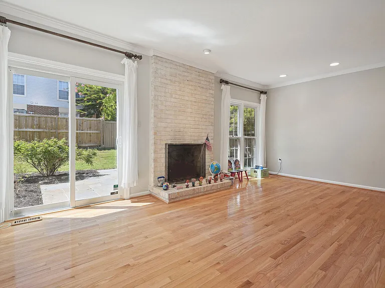 6412 Needle Leaf Dr #1 — Photo 20