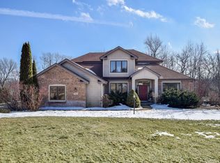 7761 Summerfield Dr, Verona, WI 53593