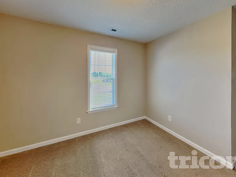60 Rodney Ct — Photo 13