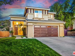 26702 Cardinal Dr, Santa Clarita, CA 91387
