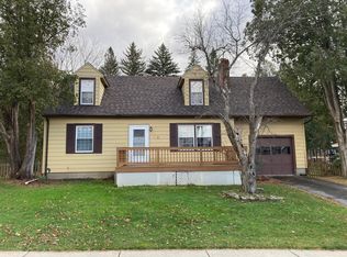 11 Upland Rd, Essex Junction, VT 05452