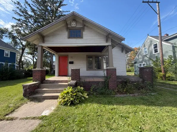 1017 Sherman Ave, South Bend, IN 46616
