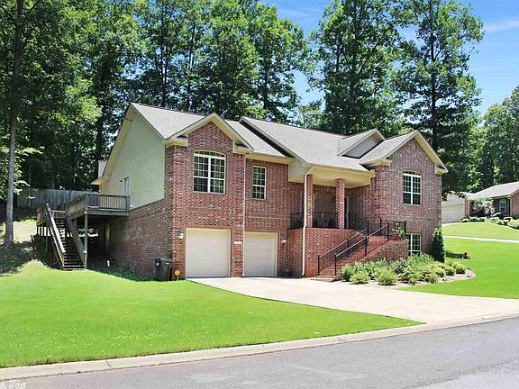 4th image of 1204 Stamford Dr