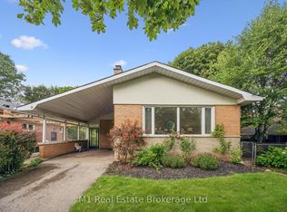 9 Cedar St, Guelph, ON N1G1B9