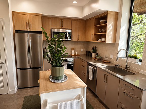 5th image of 2450 S Barrington Ave #103