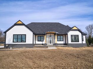 1378 Petts Rd, Fenton, MI 48430