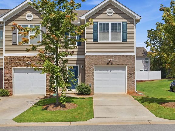 2nd image of 217 Southridge Ct
