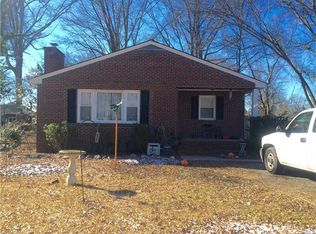 906 Ridgecliff Dr, Richmond, VA 23224