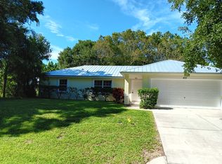 457 Lighthouse Ave, Sebastian, FL 32958