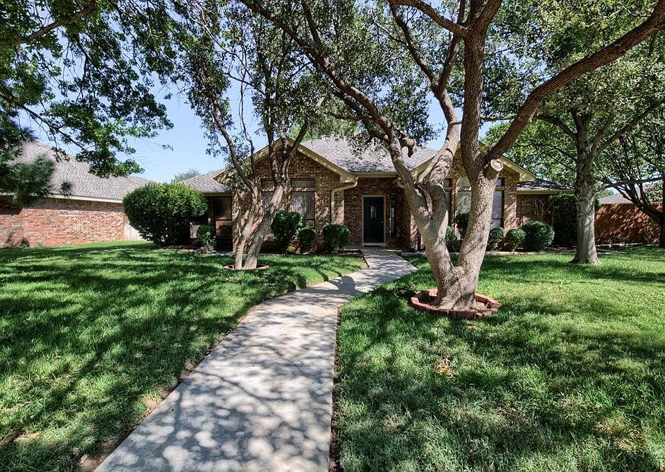 1st image of 4906 Los Alamitos Dr