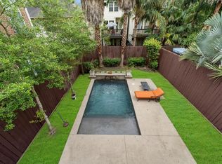 908 Birdsall St, Houston, TX 77007