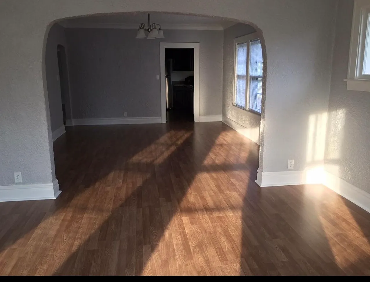 2 bed, 1500 sqft, $1,900 — Photo 4