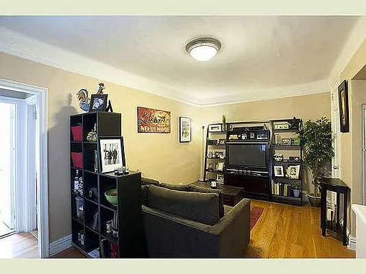 Sold by Stribling | media 7