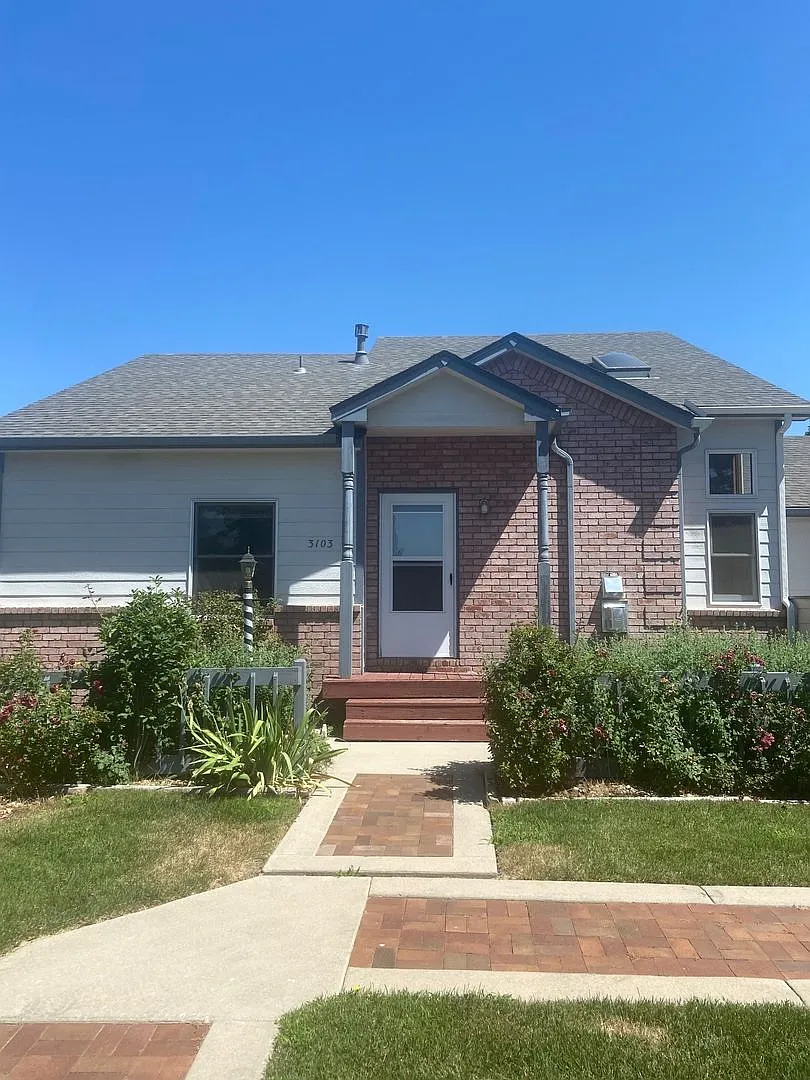 3103CON — Photo 2