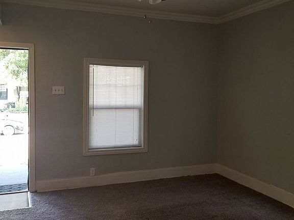 4th image of 1511 N Kealing Ave