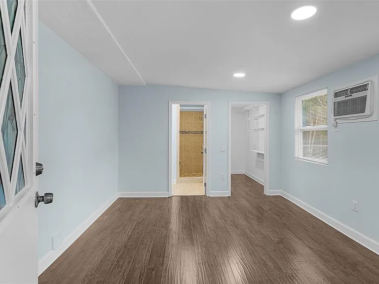 400 NW 80th Ave — Photo 22
